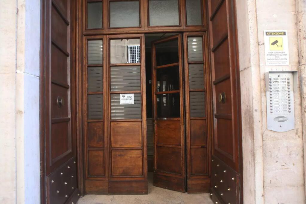 Porta Maggiore Modern Apartment ローマ エクステリア 写真